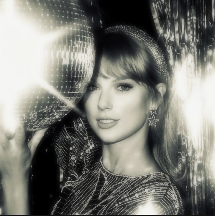 D.R.E.A.M. – Through the Mirror (cont’d)